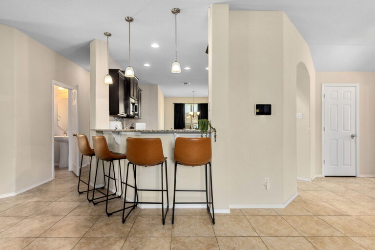 short-term-temporary-furnished-rental-homes-temple-texas-baylor-scott-and-white-medical-center-12